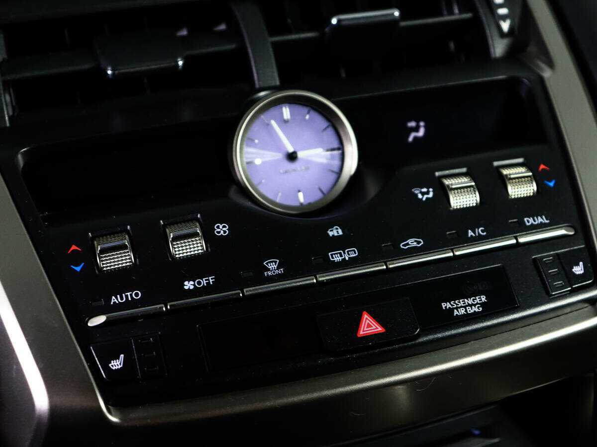 Купить Lexus NX 300, 2018, 105 178 км, фото №23