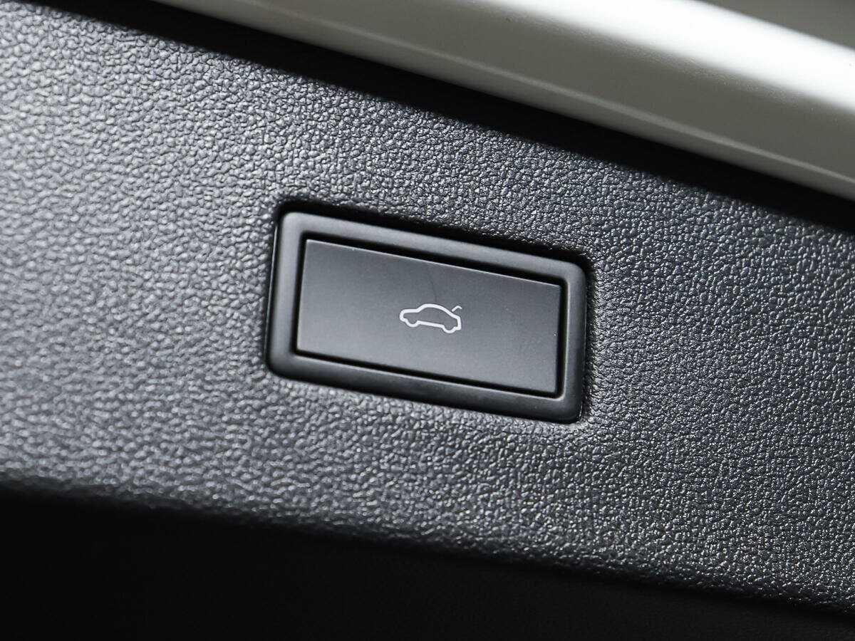 Купить Volkswagen Tiguan, 2022, 13 870 км, фото №17