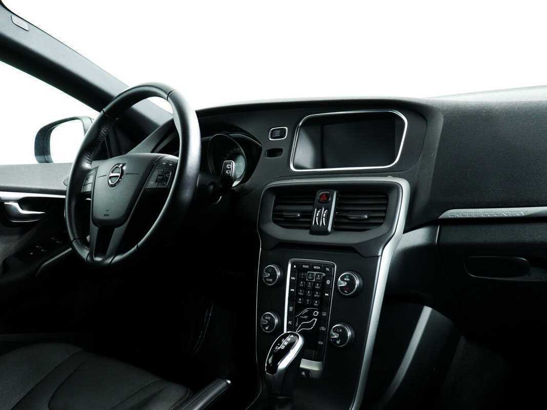 Купить Volvo V40 Cross Country, 2017, 81 301 км, фото №9