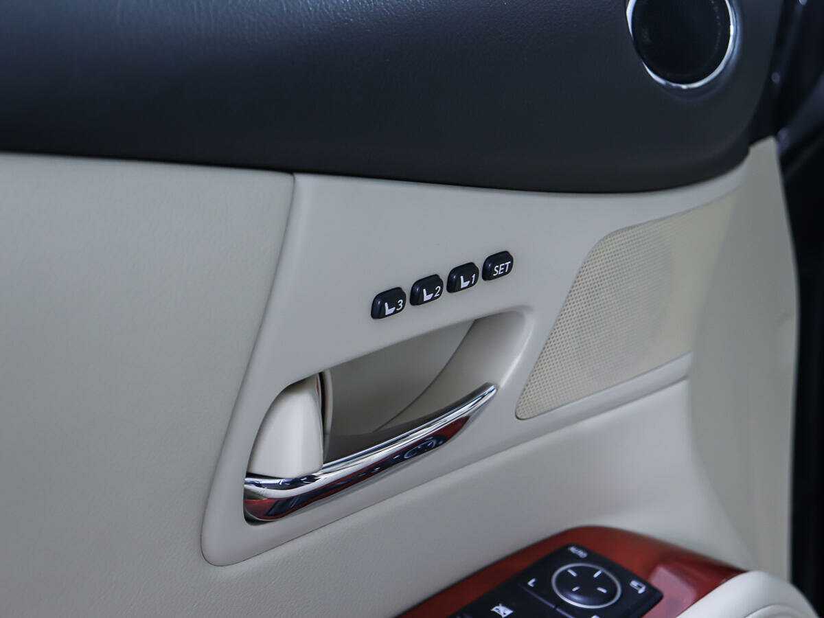 Купить Lexus RX 350, 2010, 102 158 км, фото №21