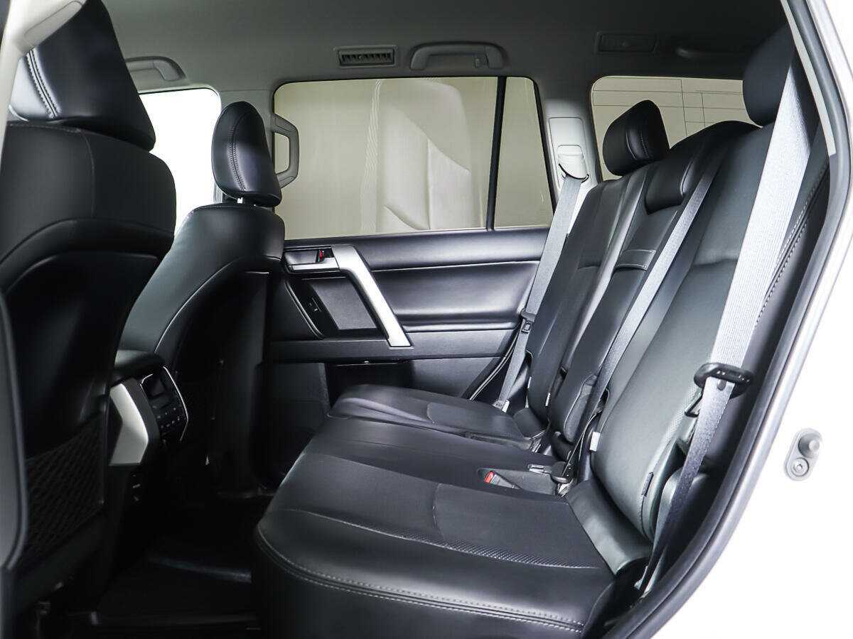 Купить Toyota Land Cruiser Prado, 2020, 51 500 км, фото №10