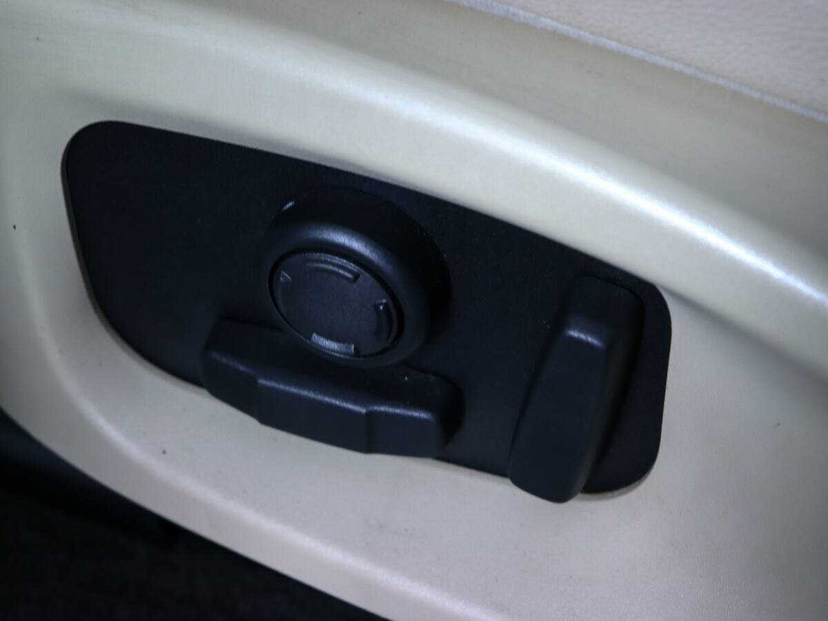 Купить Jaguar F-Pace, 2016, 107 506 км, фото №23