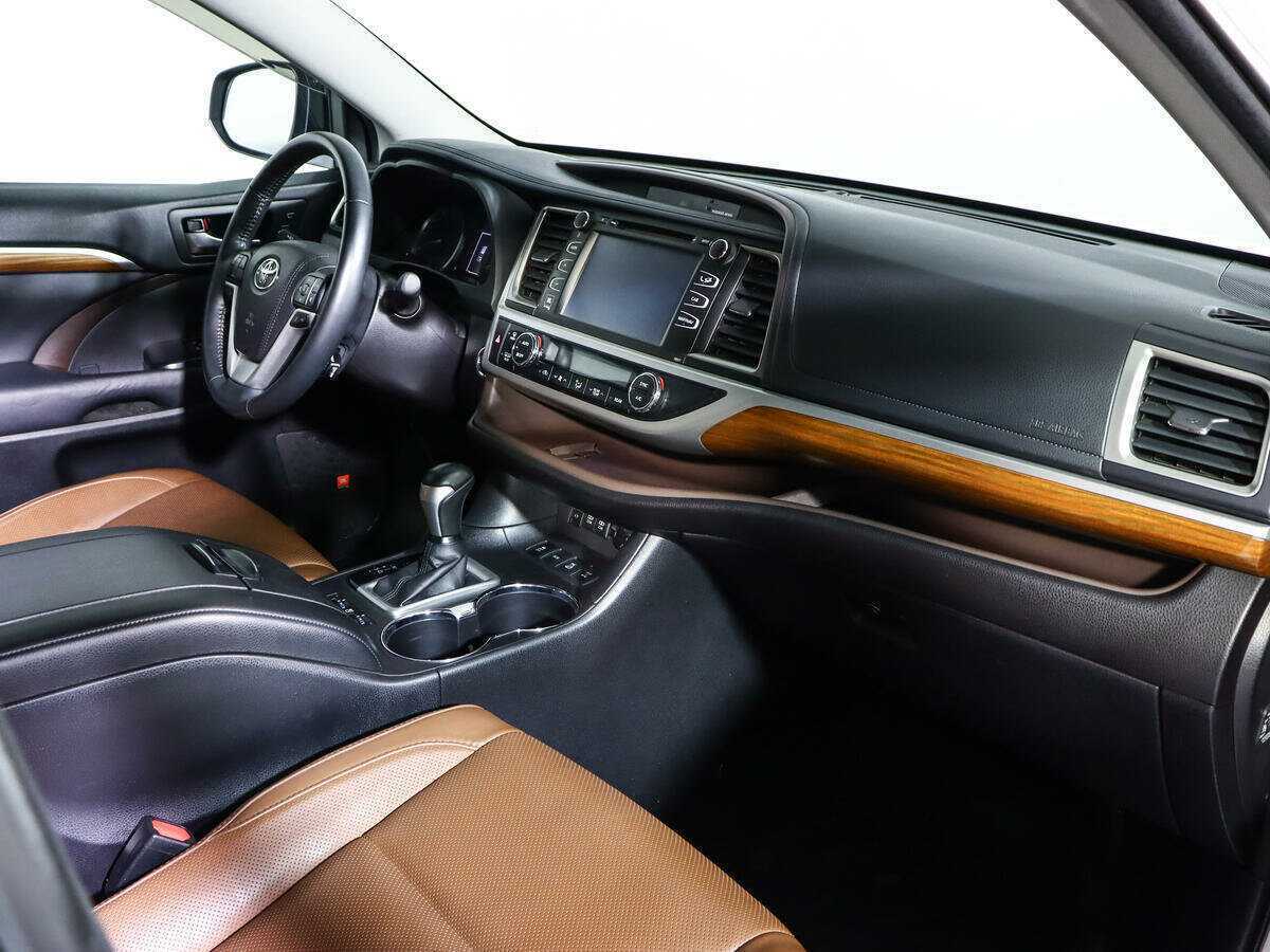 Купить Toyota Highlander, 2017, 46 059 км, фото №8