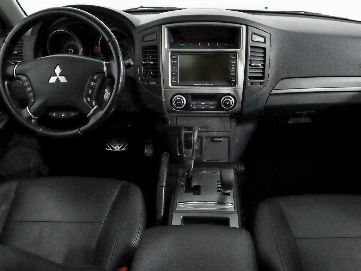 Купить Mitsubishi Pajero, 2011, 86 000 км, фото №13