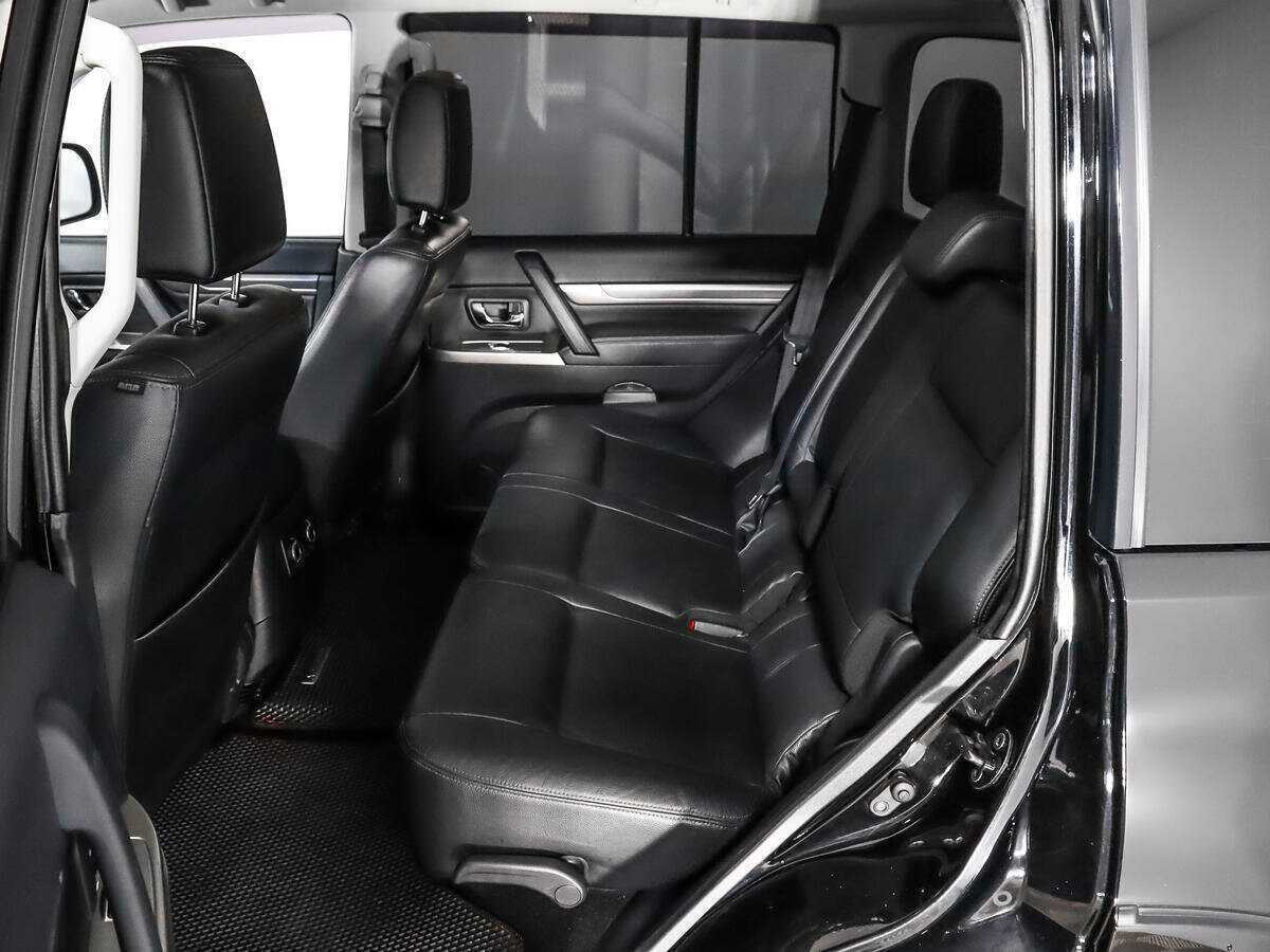 Купить Mitsubishi Pajero, 2015, 39 804 км, фото №11