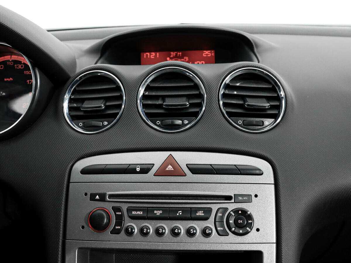 Купить Peugeot 308, 2010, 216 742 км, фото №12