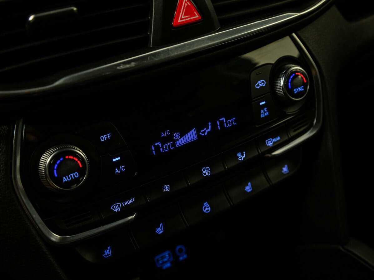 Купить Hyundai Santa Fe, 2019, 132 401 км, фото №13