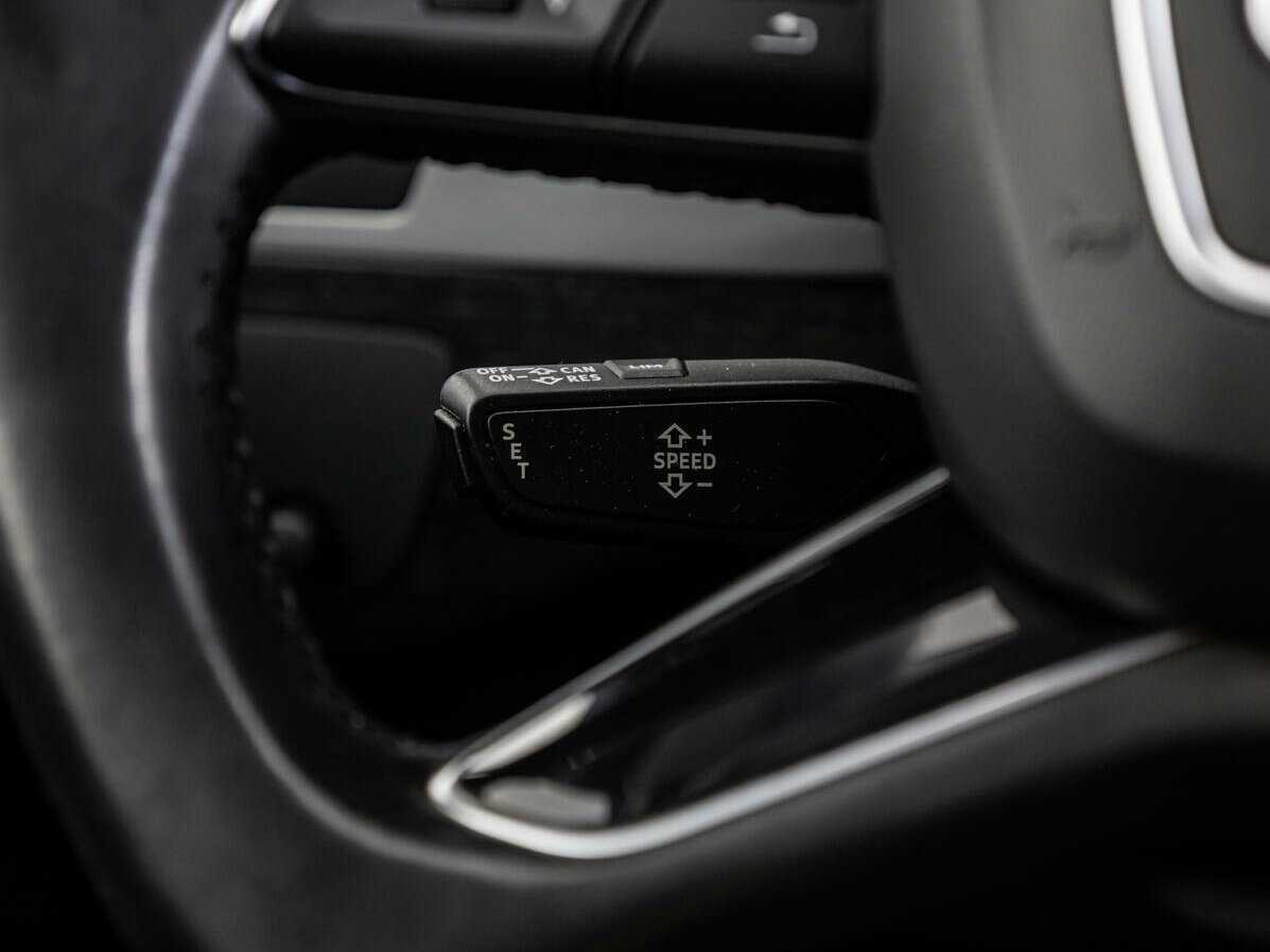 Купить Audi Q7, 2018, 151 000 км, фото №13