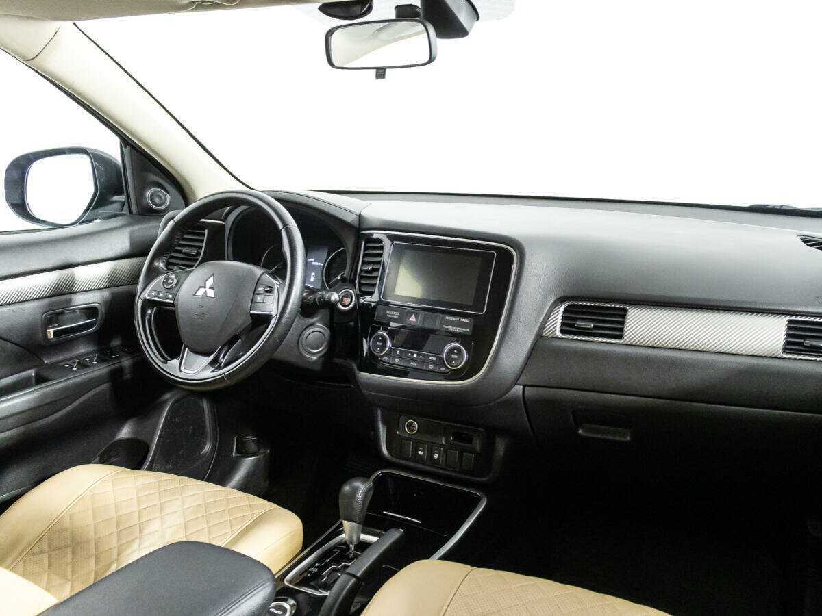 Купить Mitsubishi Outlander, 2018, 114 534 км, фото №9