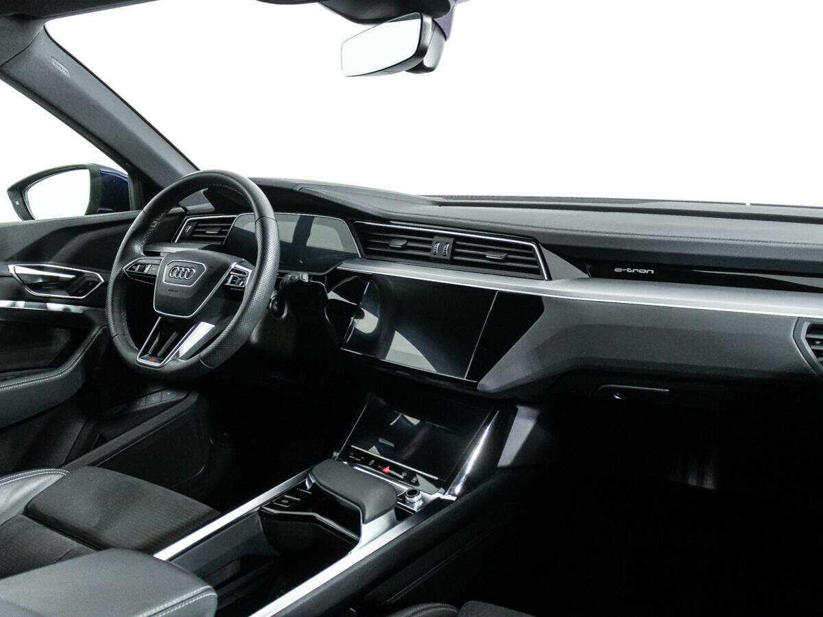 Купить Audi e-tron 50, 2022, 13 230 км, фото №7