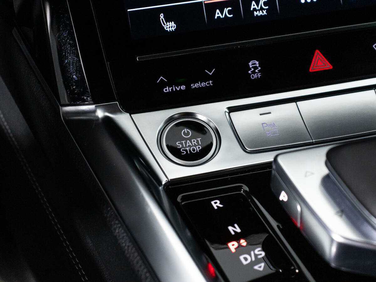 Купить Audi e-tron 50, 2022, 13 230 км, фото №18