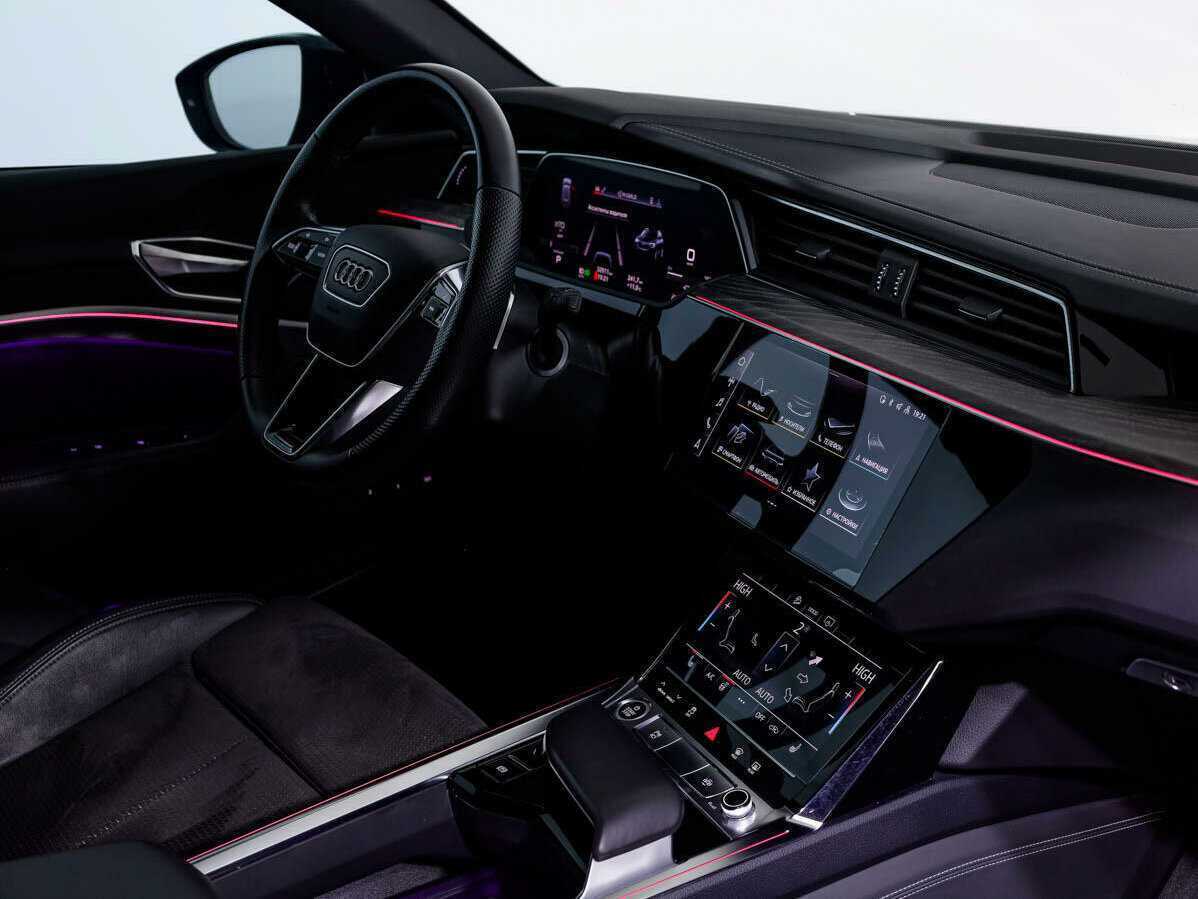 Купить Audi e-tron 50, 2021, 32 902 км, фото №20