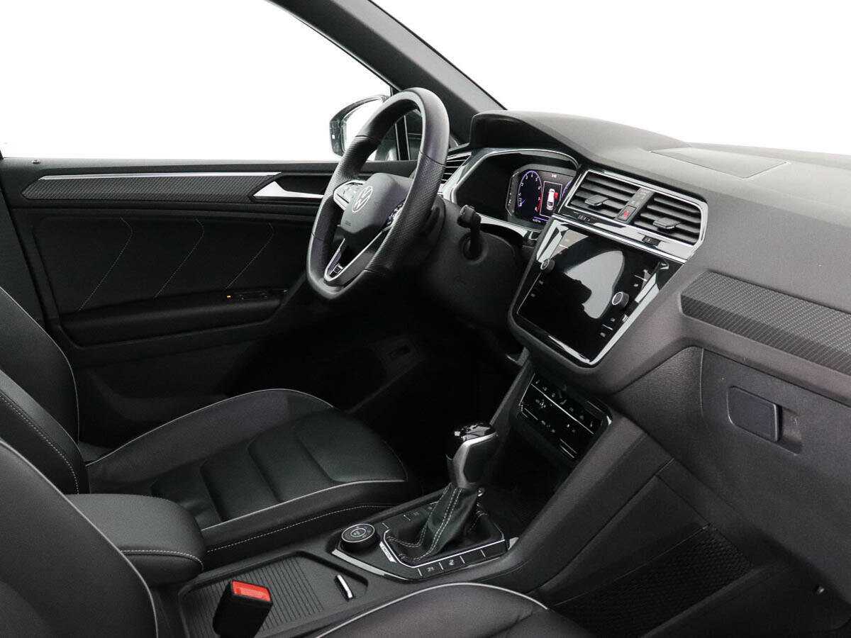 Купить Volkswagen Tiguan, 2021, 61 889 км, фото №9