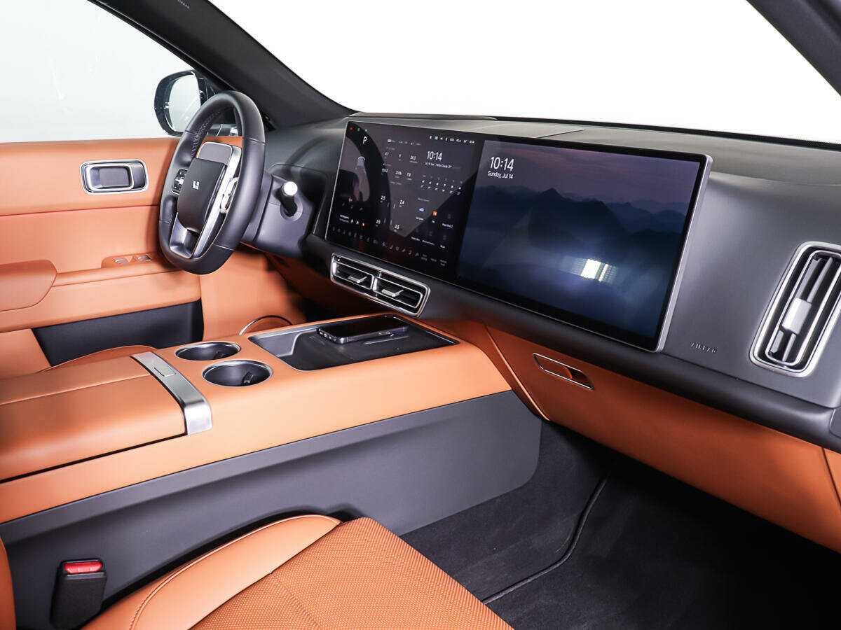 Купить LiXiang L7, 2023, 14 000 км, фото №10