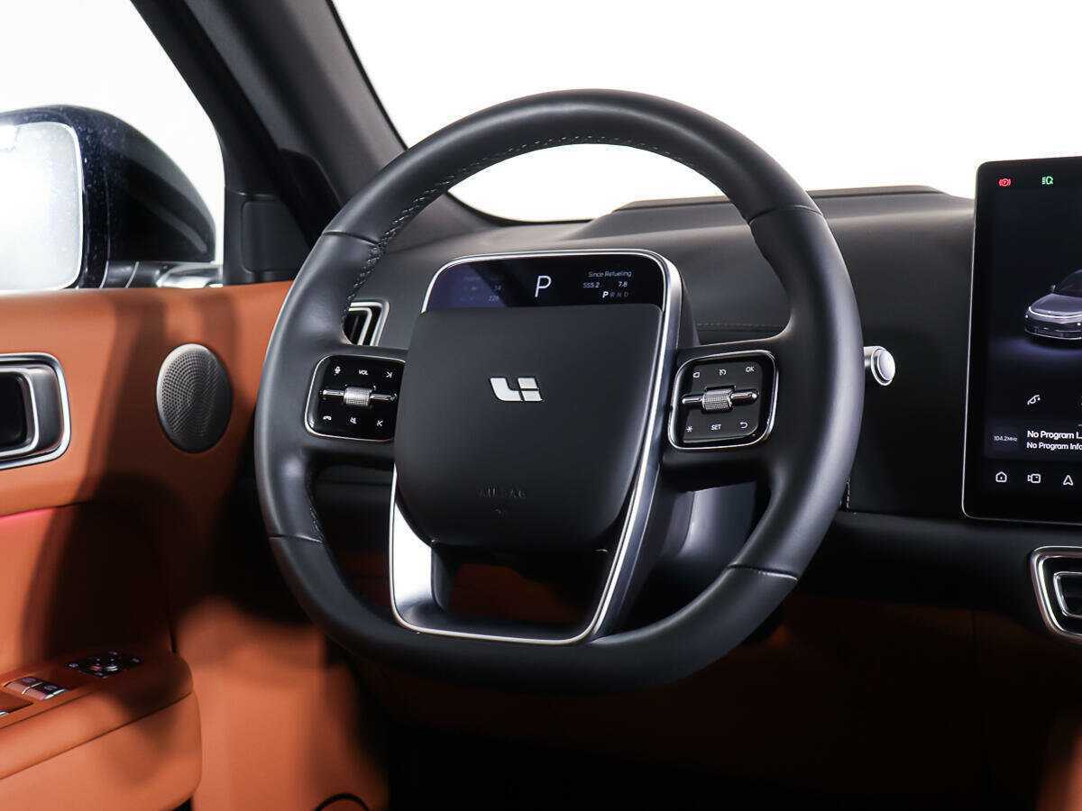 Купить LiXiang L7, 2023, 14 000 км, фото №16