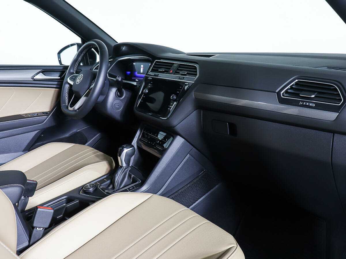 Купить Volkswagen Tiguan, 2022, 5 143 км, фото №8