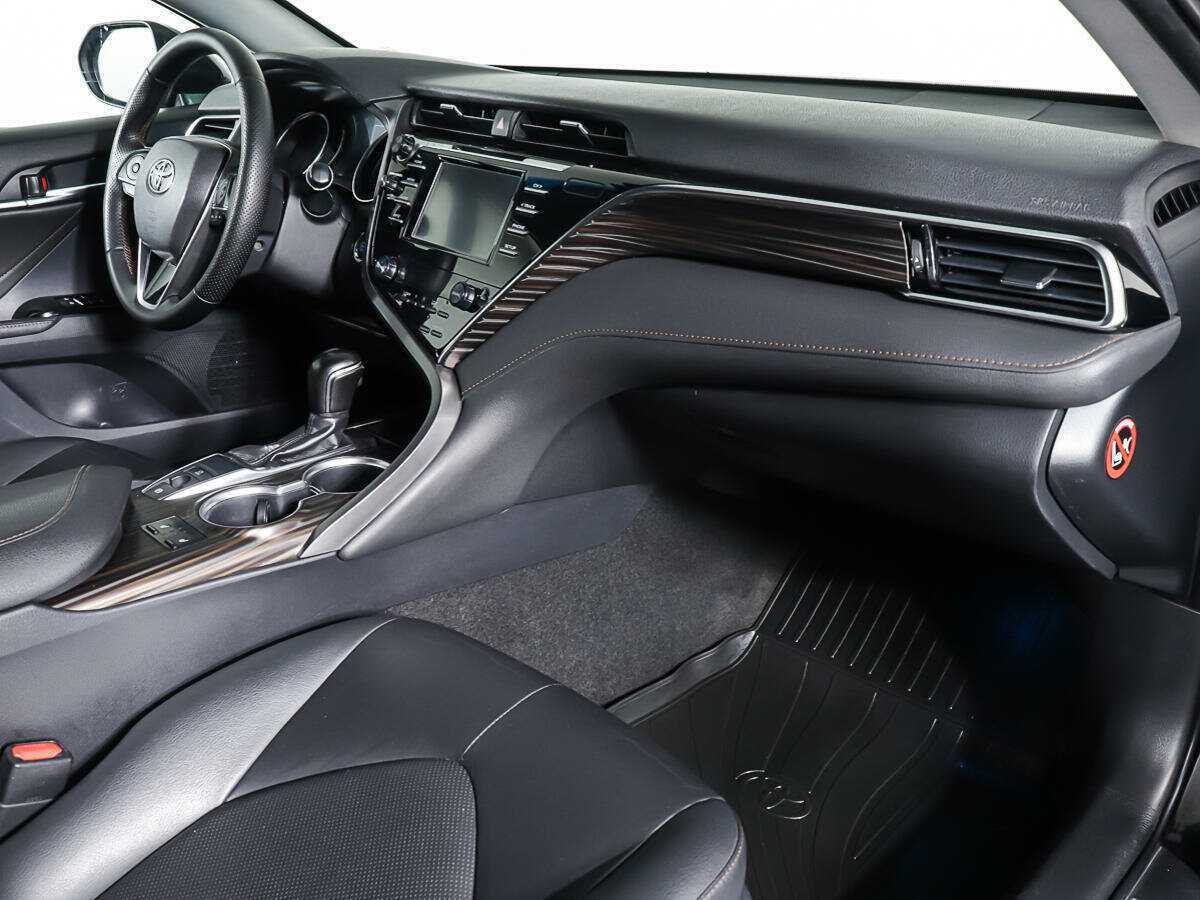 Купить Toyota Camry, 2019, 62 266 км, фото №8
