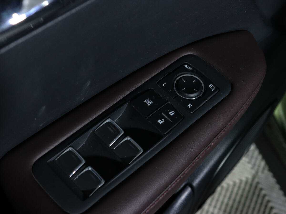 Купить Lexus RX 300, 2021, 33 594 км, фото №18