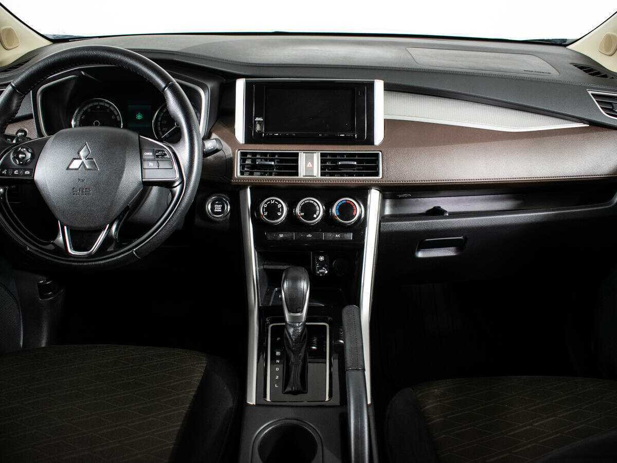 Купить Mitsubishi Xpander Cross, 2022, 38 235 км, фото №13