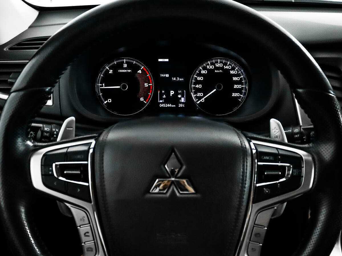 Купить Mitsubishi Pajero Sport, 2017, 45 050 км, фото №19