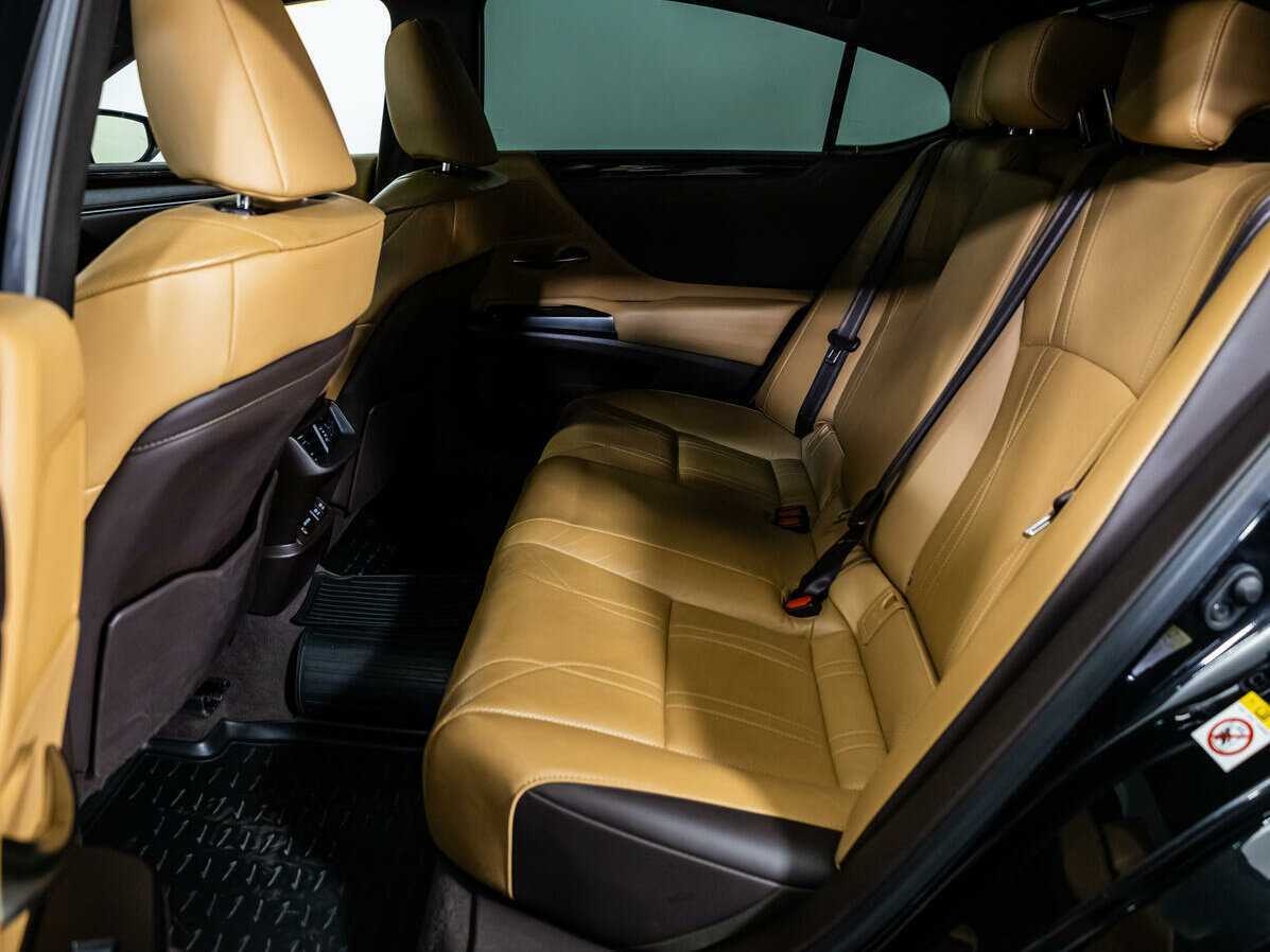 Купить Lexus ES 250, 2019, 77 931 км, фото №10