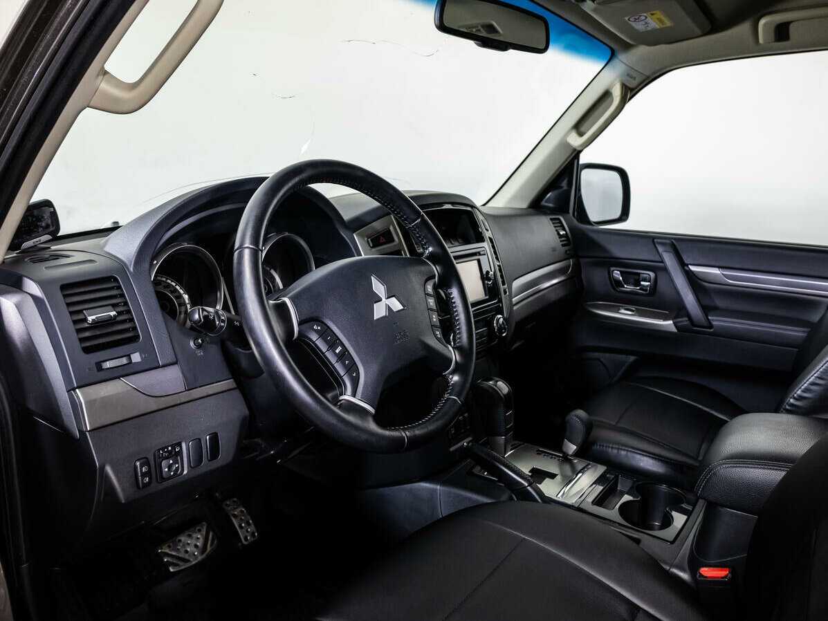 Купить Mitsubishi Pajero, 2015, 128 753 км, фото №10