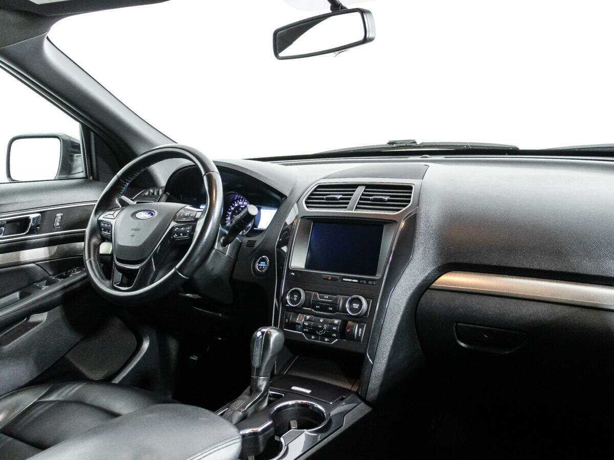 Купить Ford Explorer, 2019, 119 928 км, фото №9