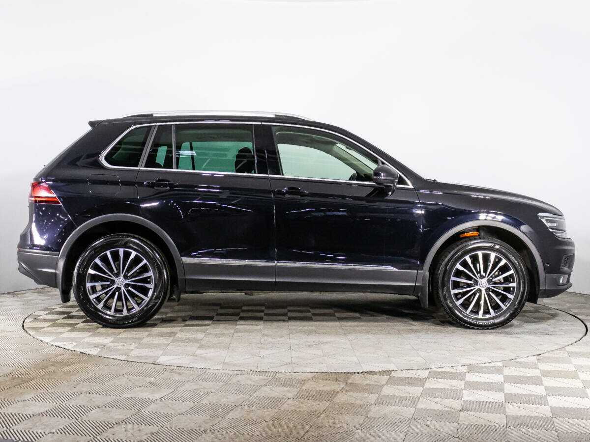 Купить Volkswagen Tiguan, 2018, 49 500 км, фото №4
