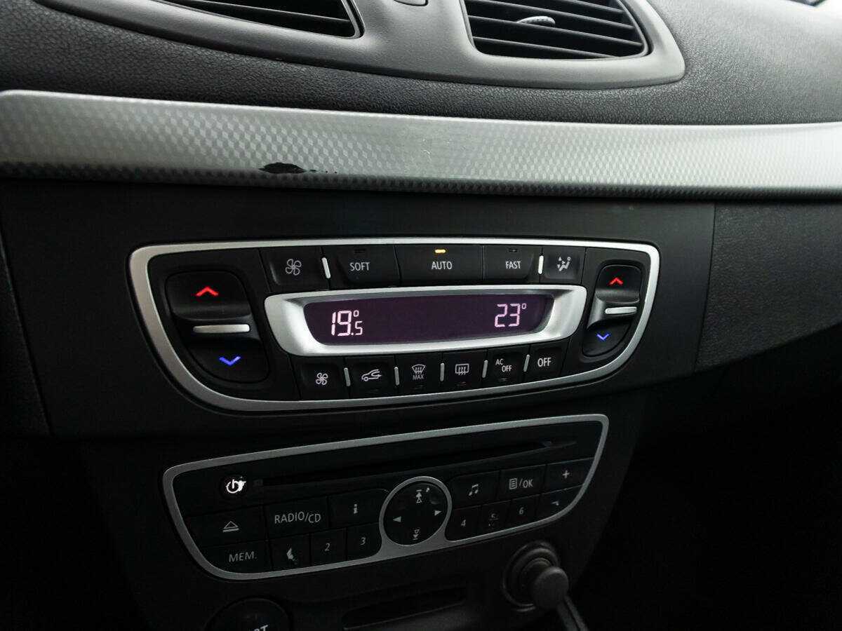 Купить Renault Megane, 2011, 168 294 км, фото №15