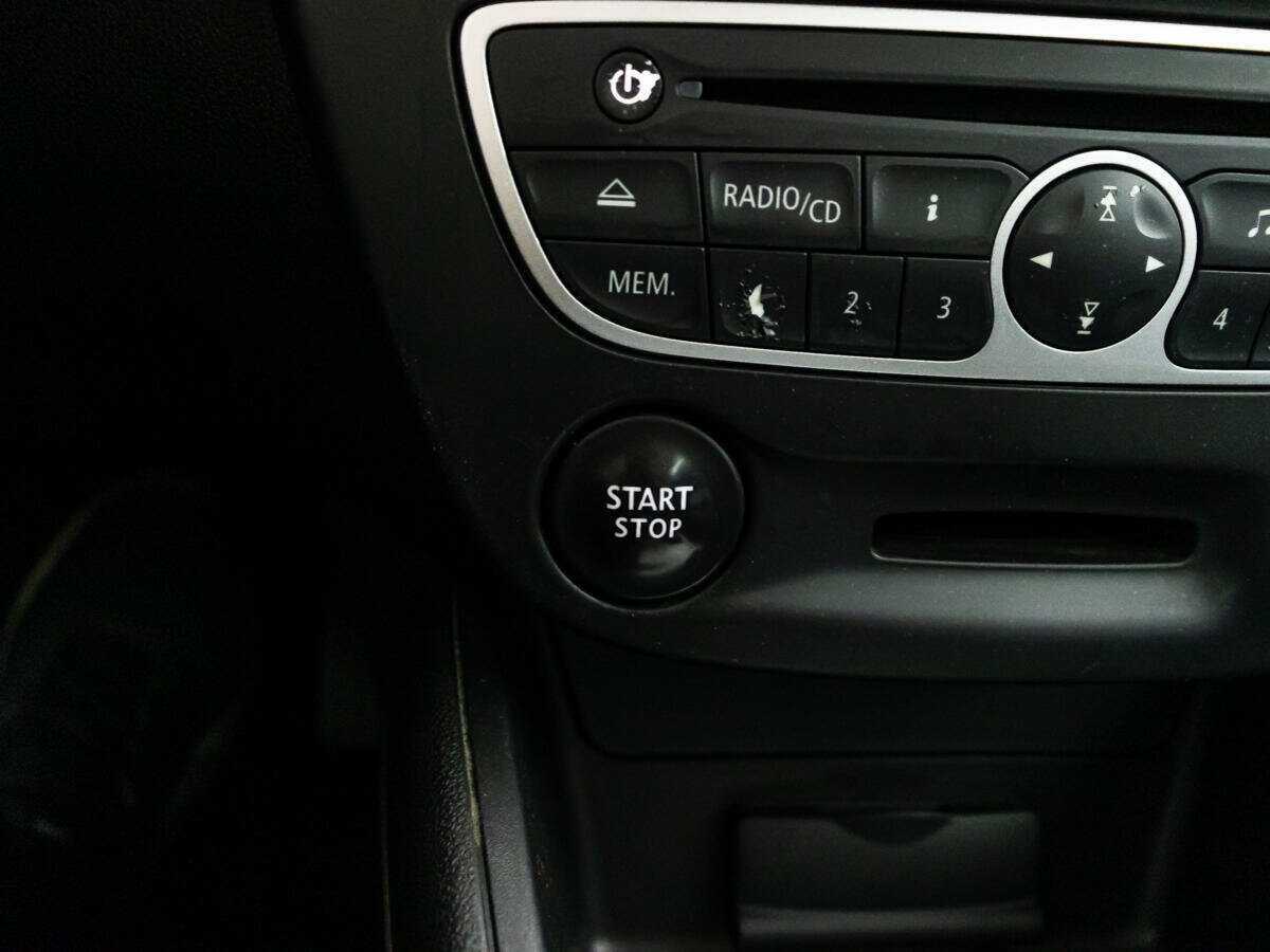 Купить Renault Megane, 2011, 168 294 км, фото №16