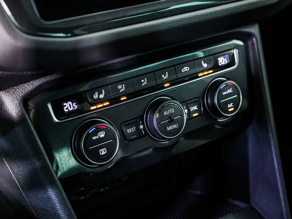 Купить Volkswagen Tiguan, 2019, 8 211 км, фото №14