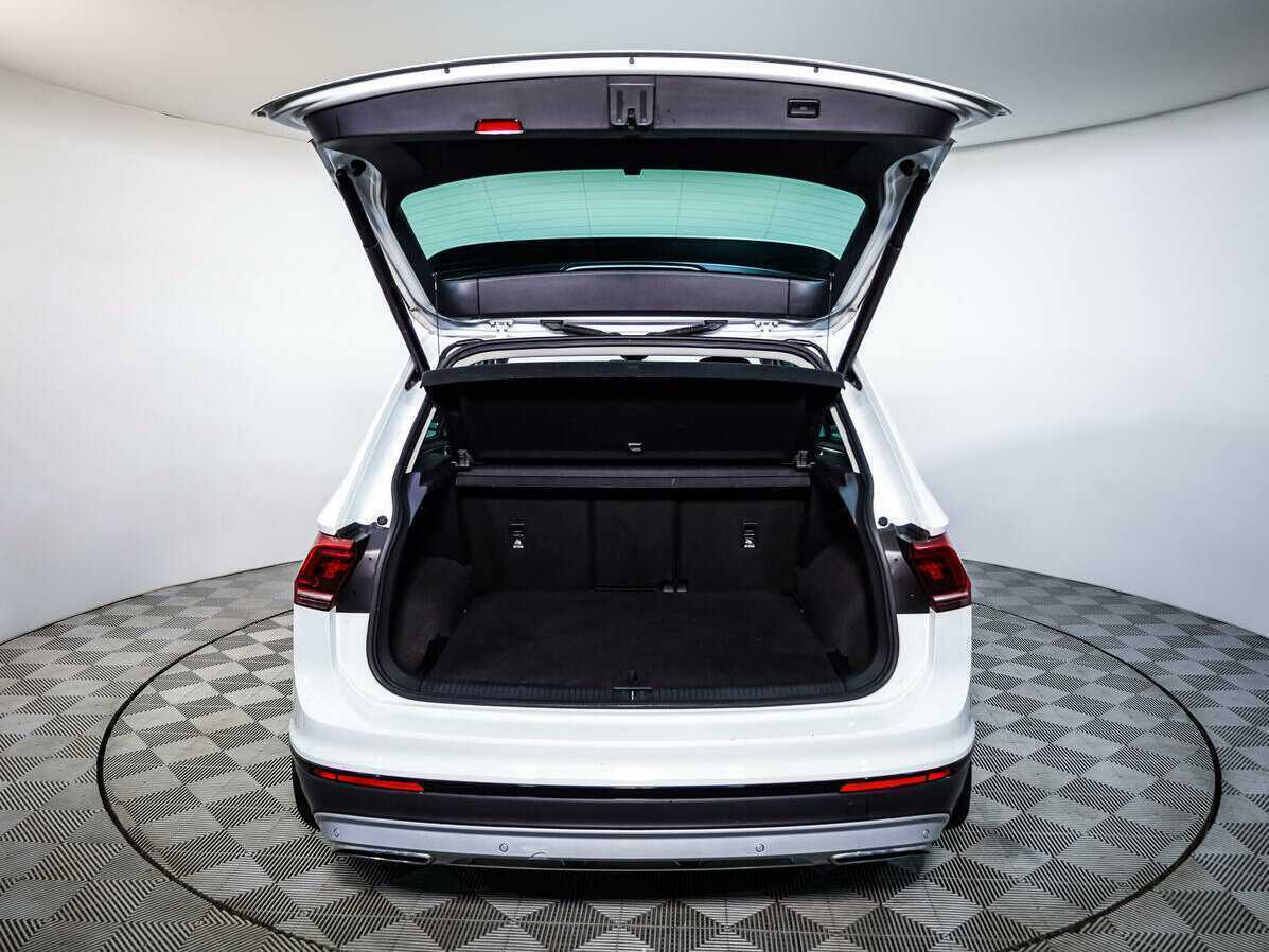 Купить Volkswagen Tiguan, 2019, 8 211 км, фото №18