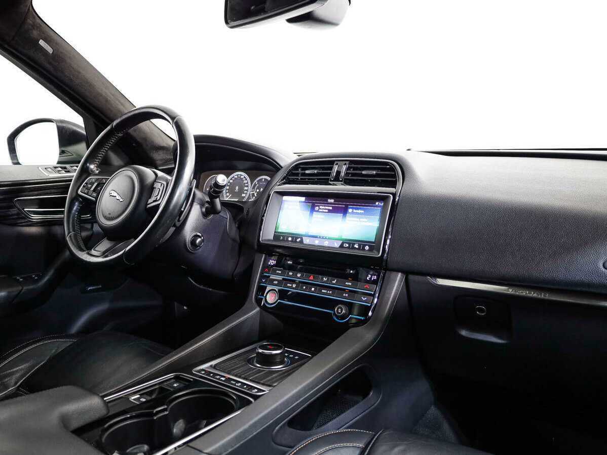 Купить Jaguar F-Pace, 2016, 136 616 км, фото №9