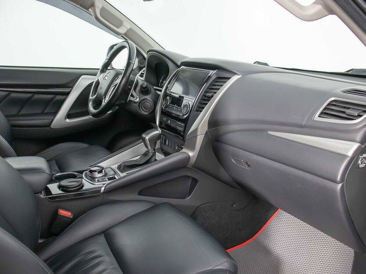 Купить Mitsubishi Pajero Sport, 2018, 57 019 км, фото №9