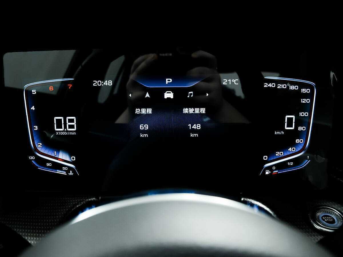 Купить Hongqi H5, 2023, 50 км, фото №10