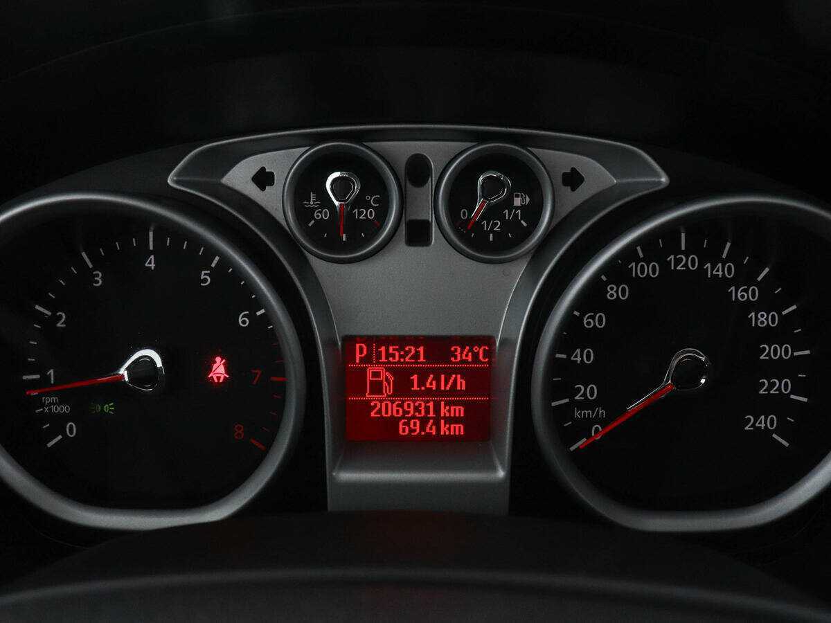 Купить Ford Focus, 2010, 206 929 км, фото №11