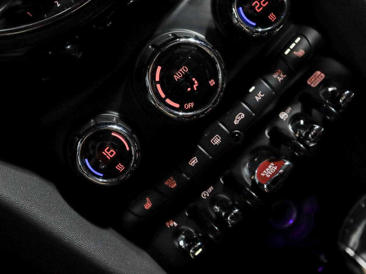 Купить Mini Hatch JCW John Cooper Works, 2018, 107 000 км, фото №15