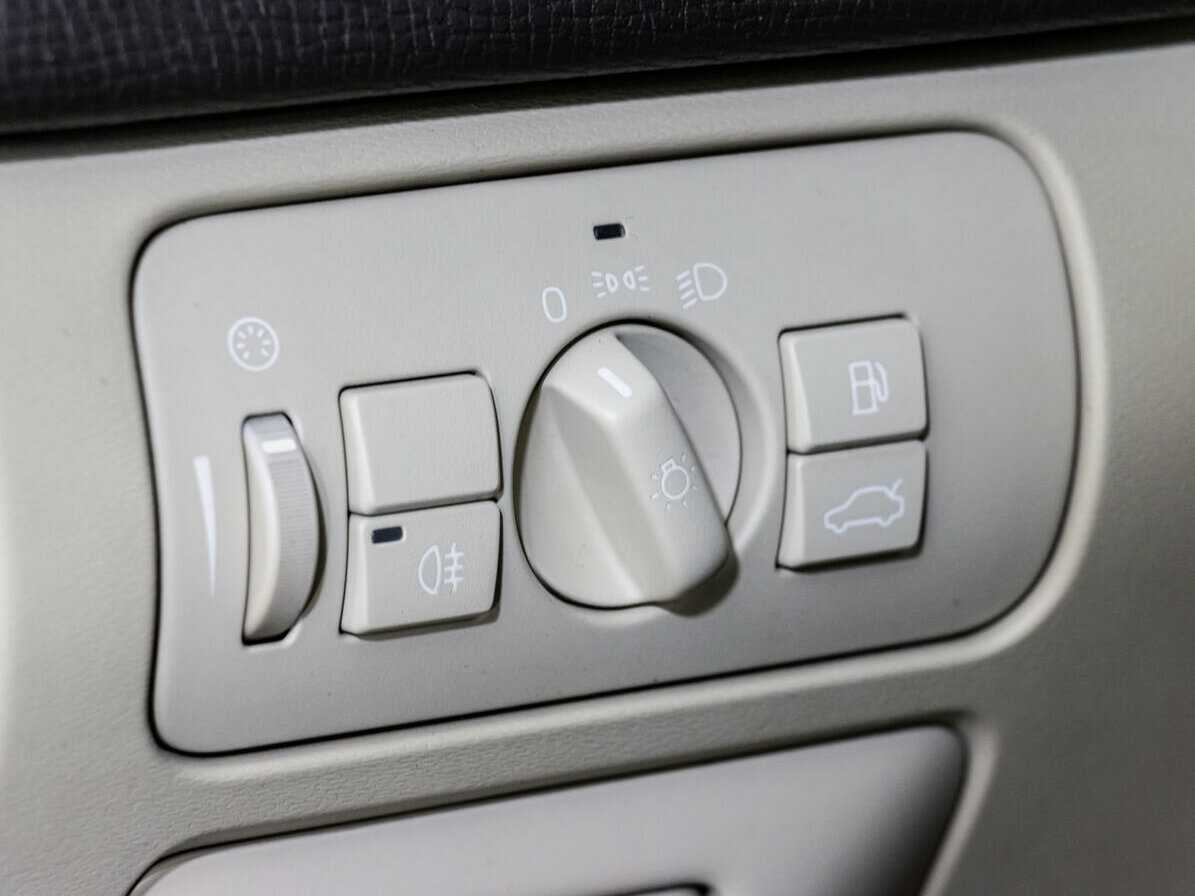 Купить Volvo XC60, 2011, 170 859 км, фото №13