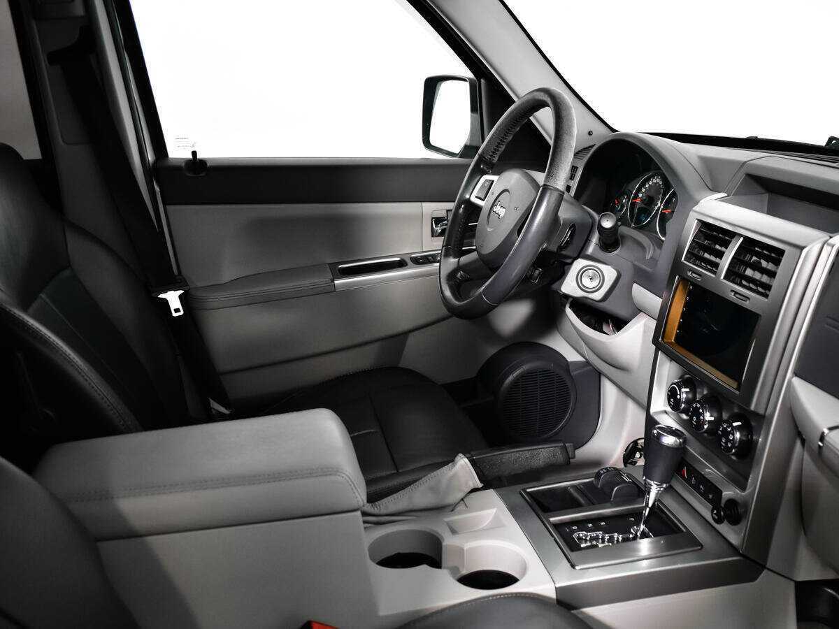 Купить Jeep Cherokee, 2008, 224 016 км, фото №9