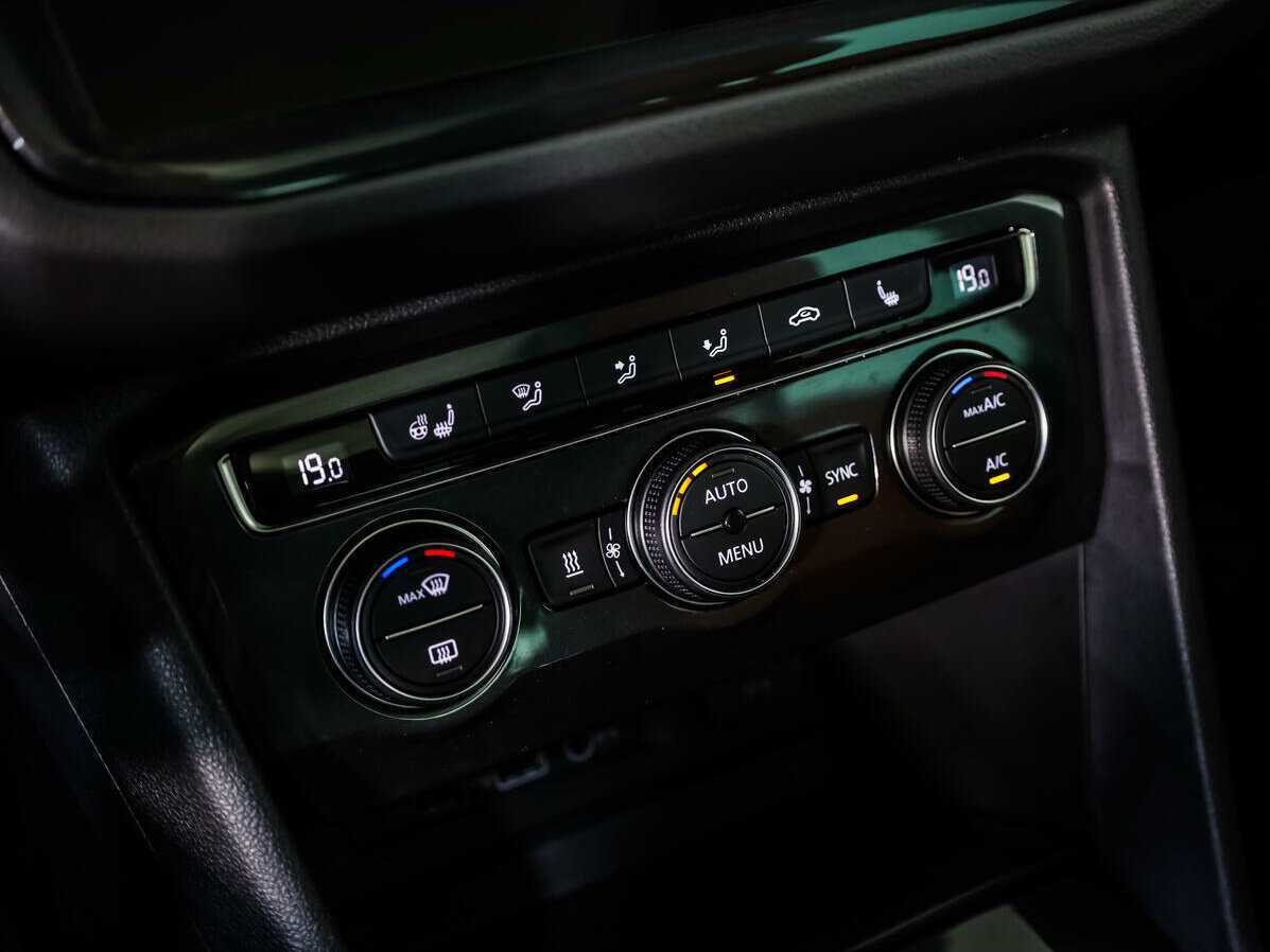 Купить Volkswagen Tiguan Allspace, 2018, 143 609 км, фото №13