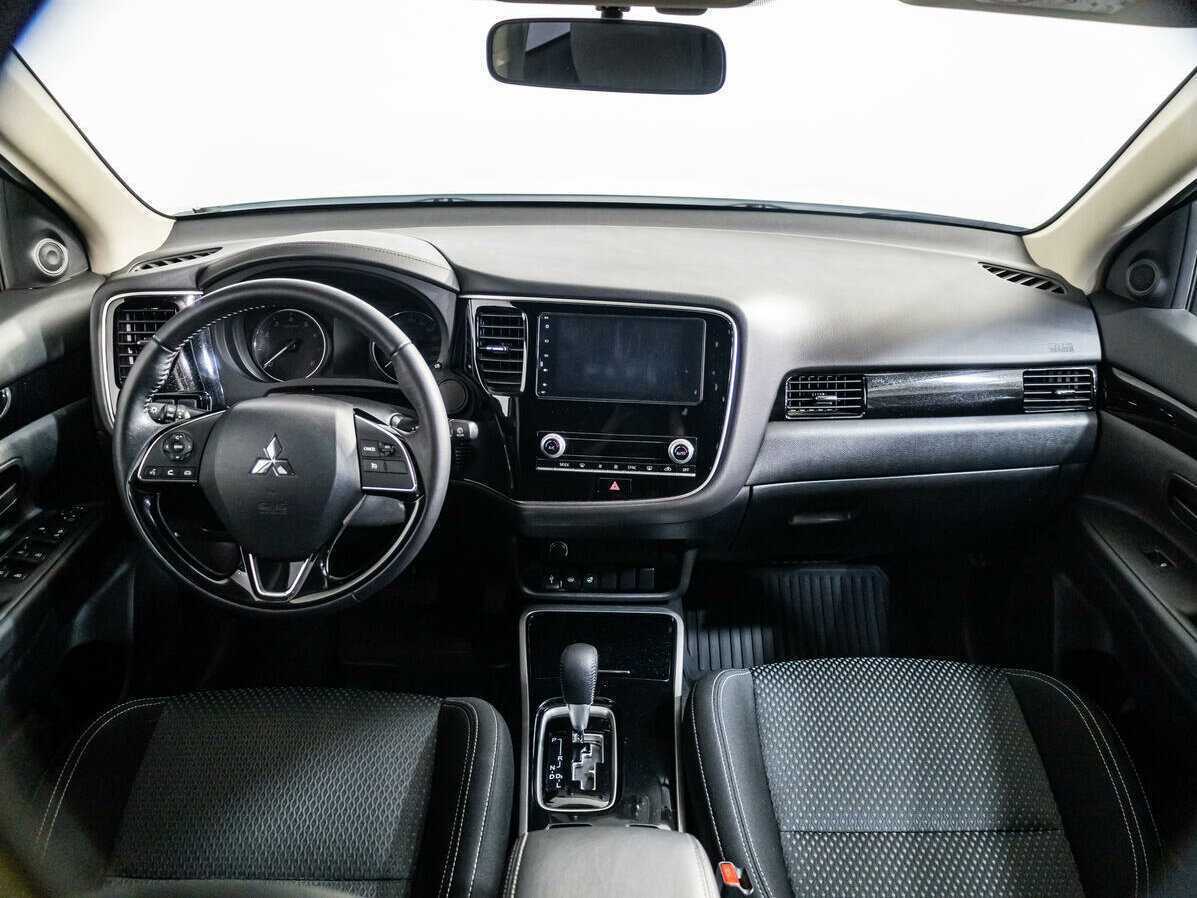 Купить Mitsubishi Outlander, 2020, 45 741 км, фото №12