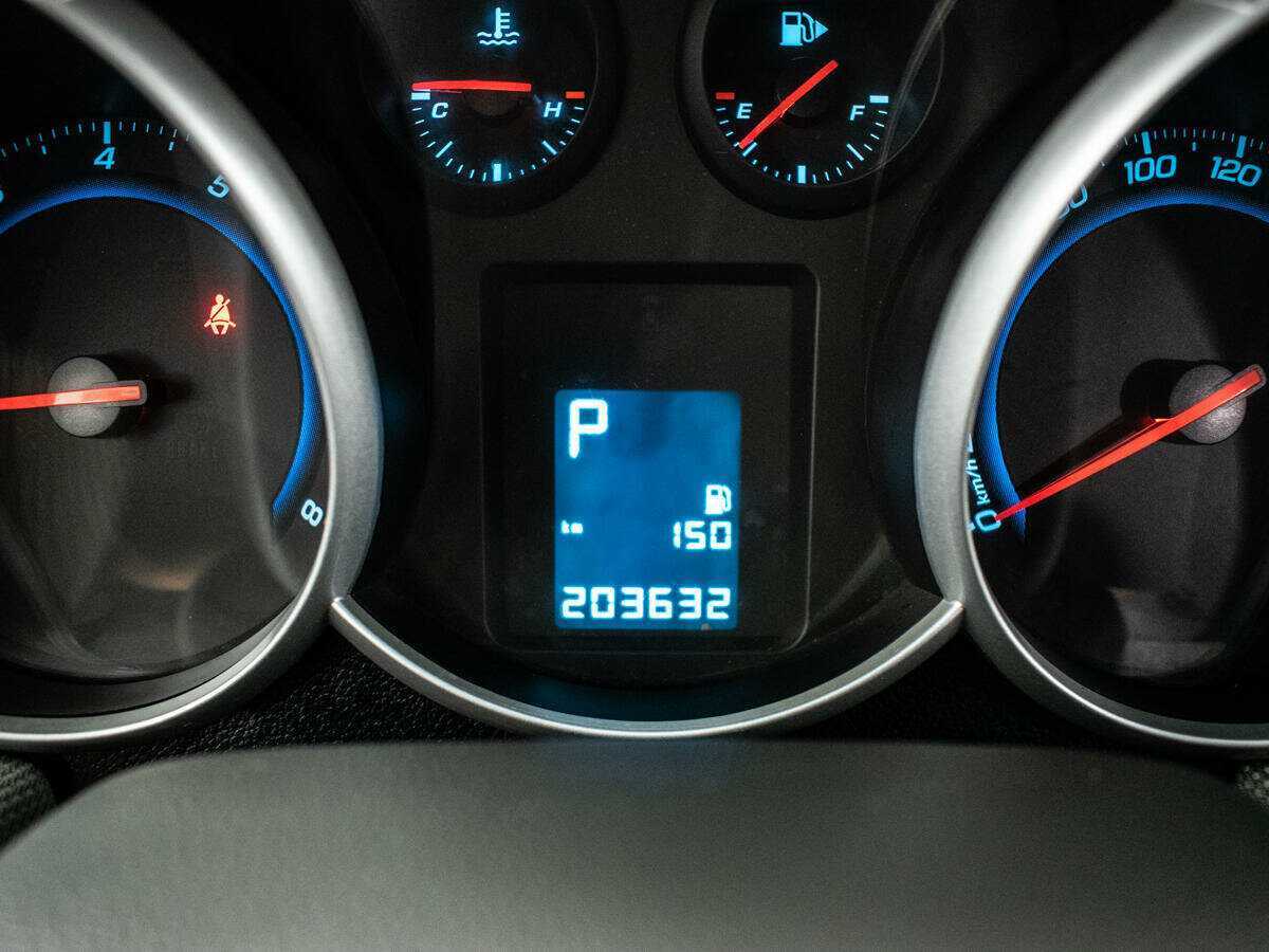 Купить Chevrolet Cruze, 2010, 203 629 км, фото №12