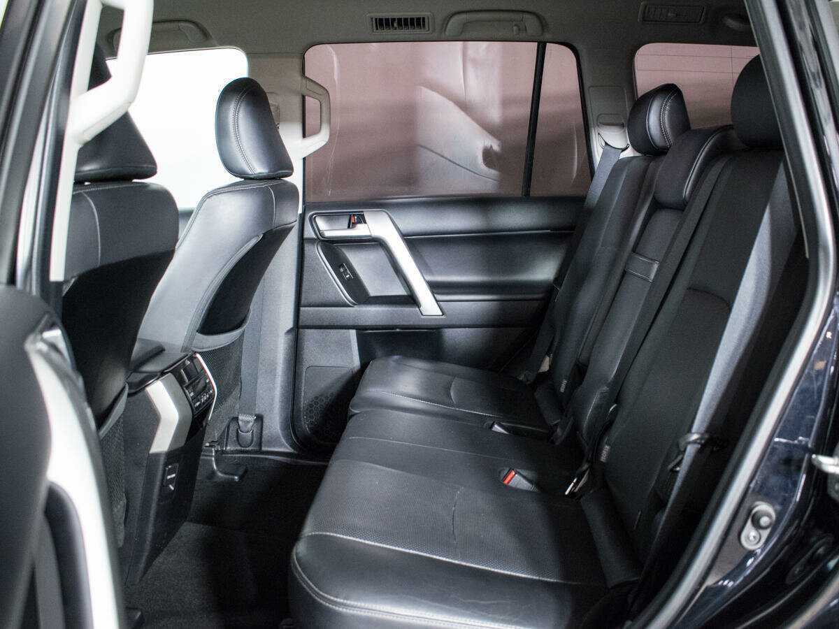 Купить Toyota Land Cruiser Prado, 2019, 113 539 км, фото №10