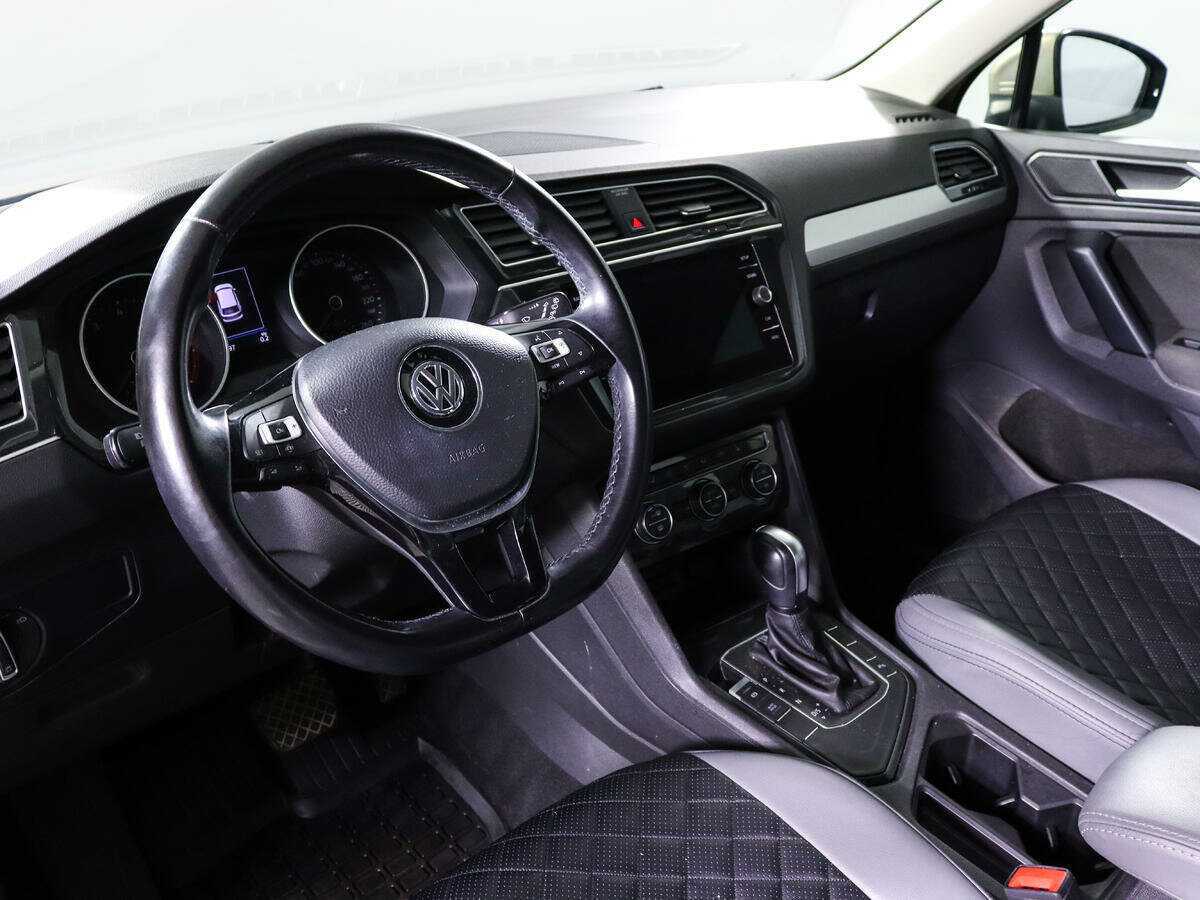 Купить Volkswagen Tiguan L, 2019, 107 477 км, фото №14