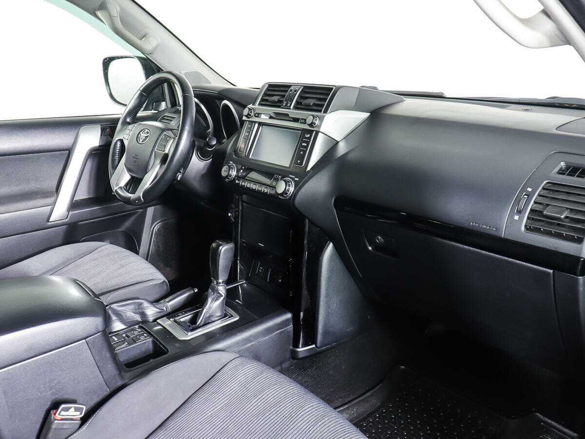 Купить Toyota Land Cruiser Prado, 2017, 161 825 км, фото №8