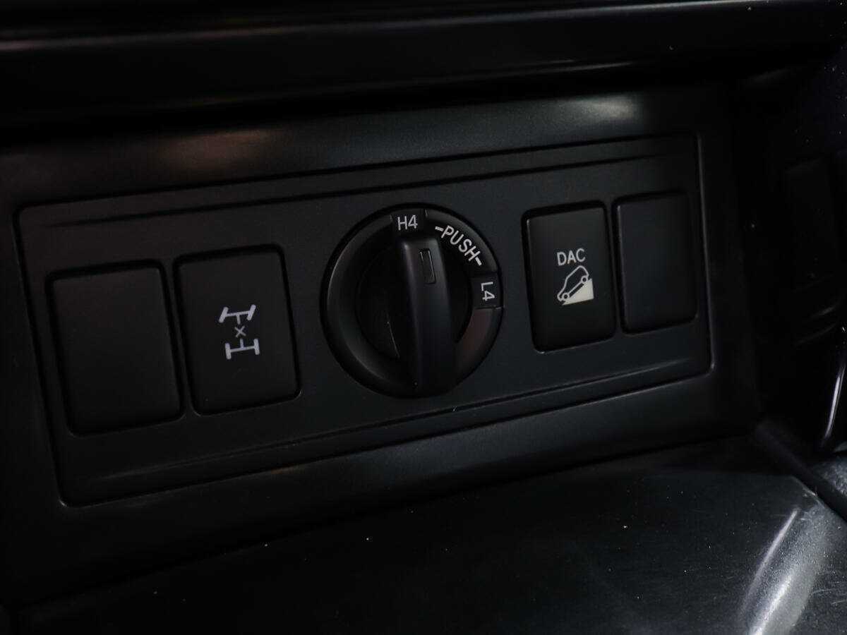 Купить Toyota Land Cruiser Prado, 2017, 161 825 км, фото №17