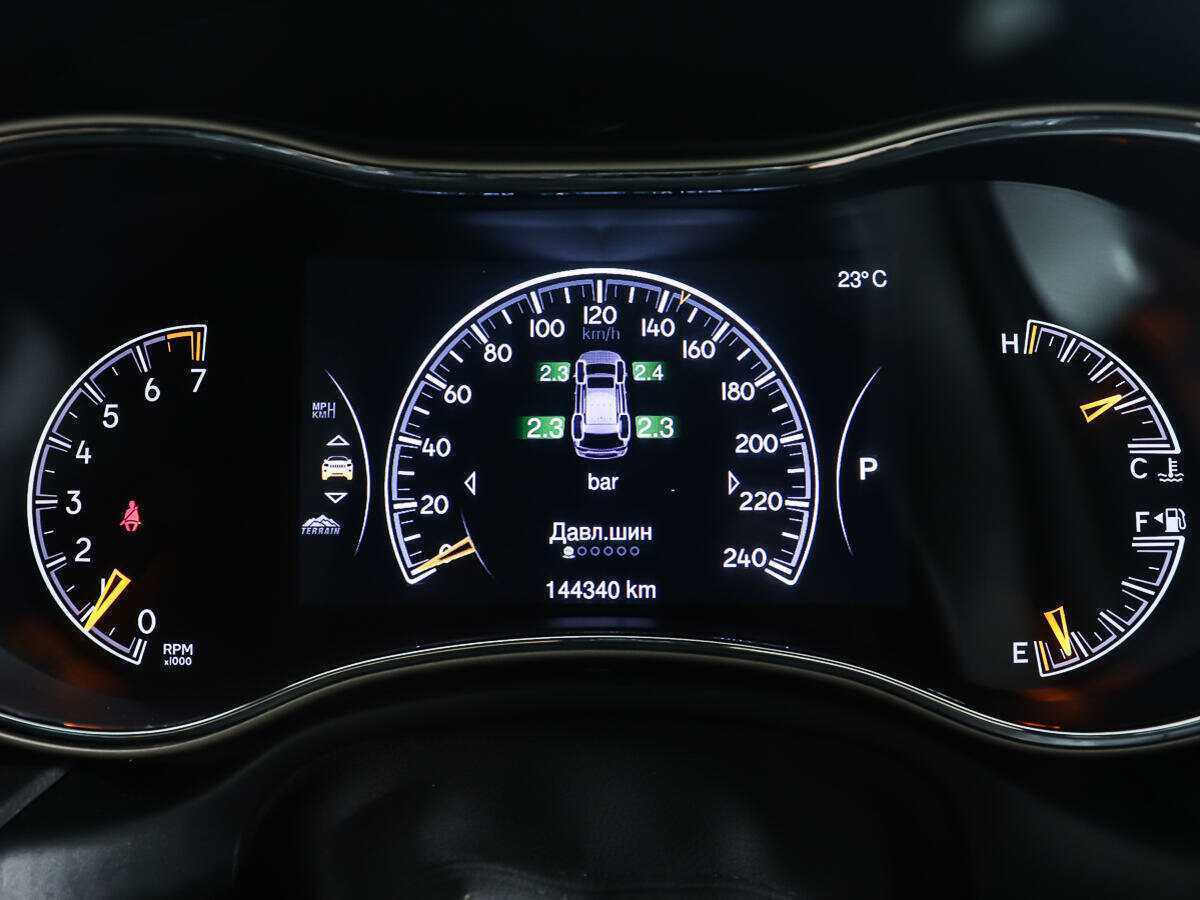 Купить Jeep Grand Cherokee, 2013, 144 322 км, фото №12