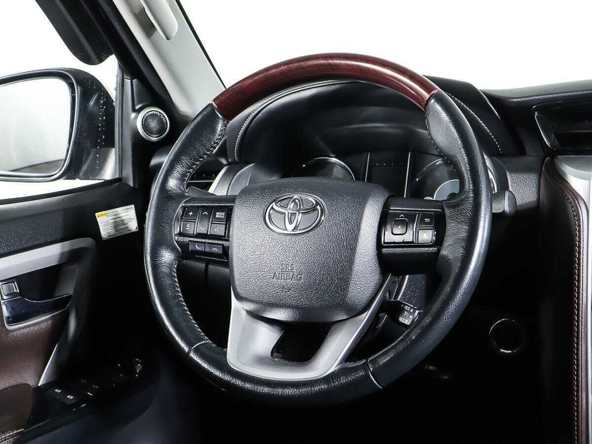 Купить Toyota Fortuner, 2017, 134 060 км, фото №16