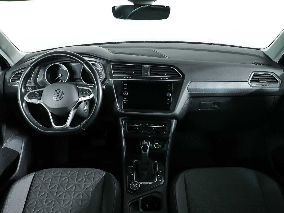 Купить Volkswagen Tiguan, 2021, 70 879 км, фото №10