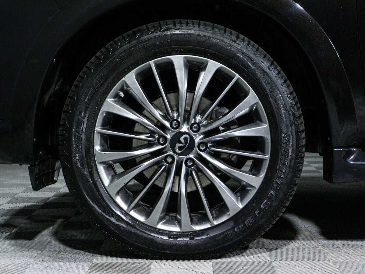 Купить Infiniti QX80, 2018, 90 000 км, фото №15